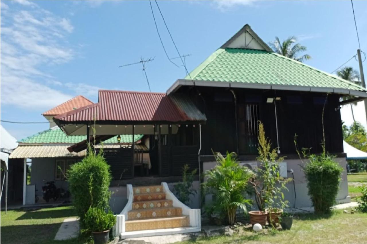 Oyo Home 90495 Homestay Kampung Kota Aur Sungai Petani Exterior photo